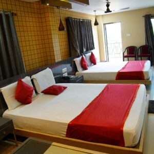 4 Bed Room AC