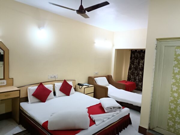 3 Bed Room Non AC - Image 5